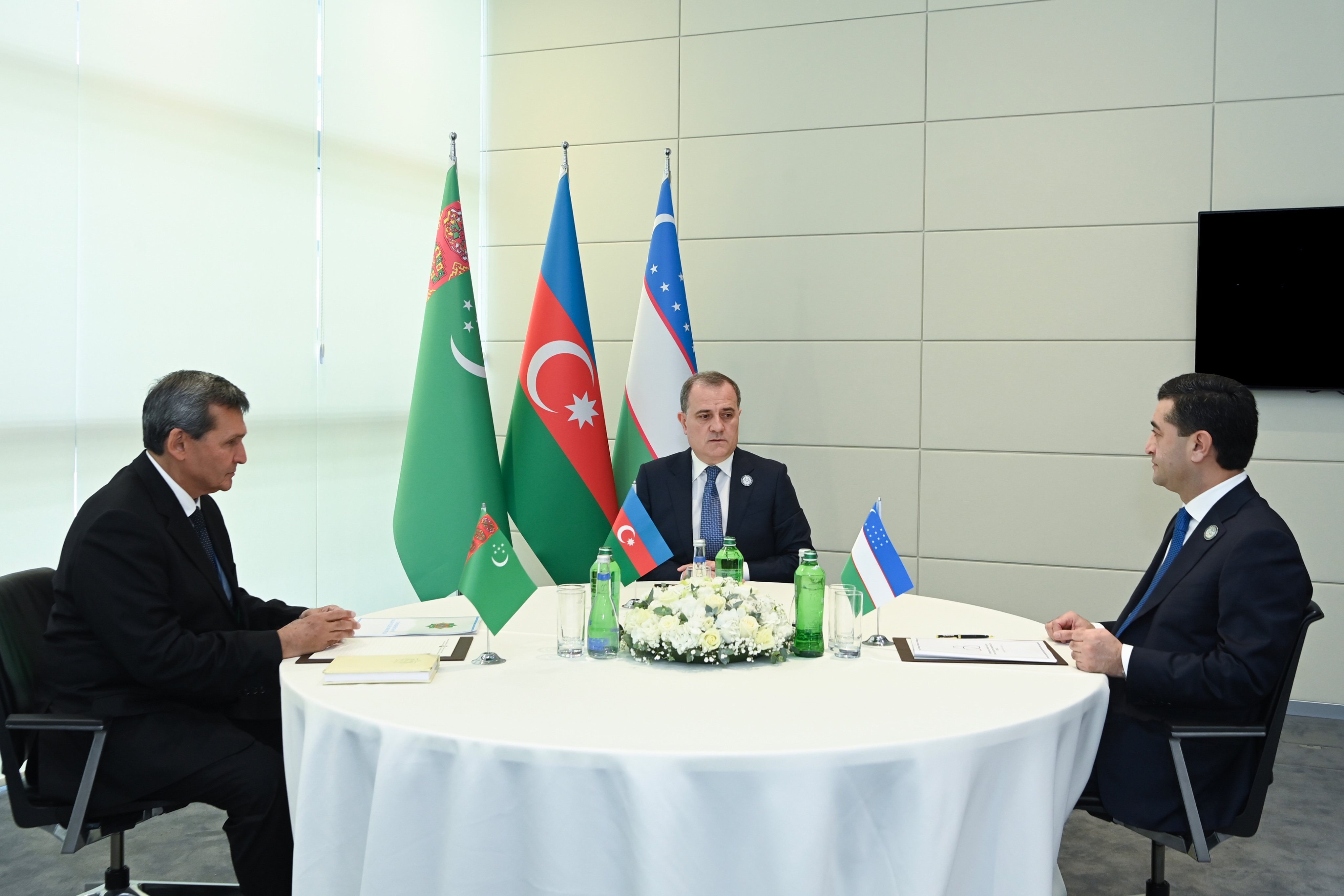 Azərbaycanın türk dövlətləriylə əməkdaşlığı müzakirə olundu