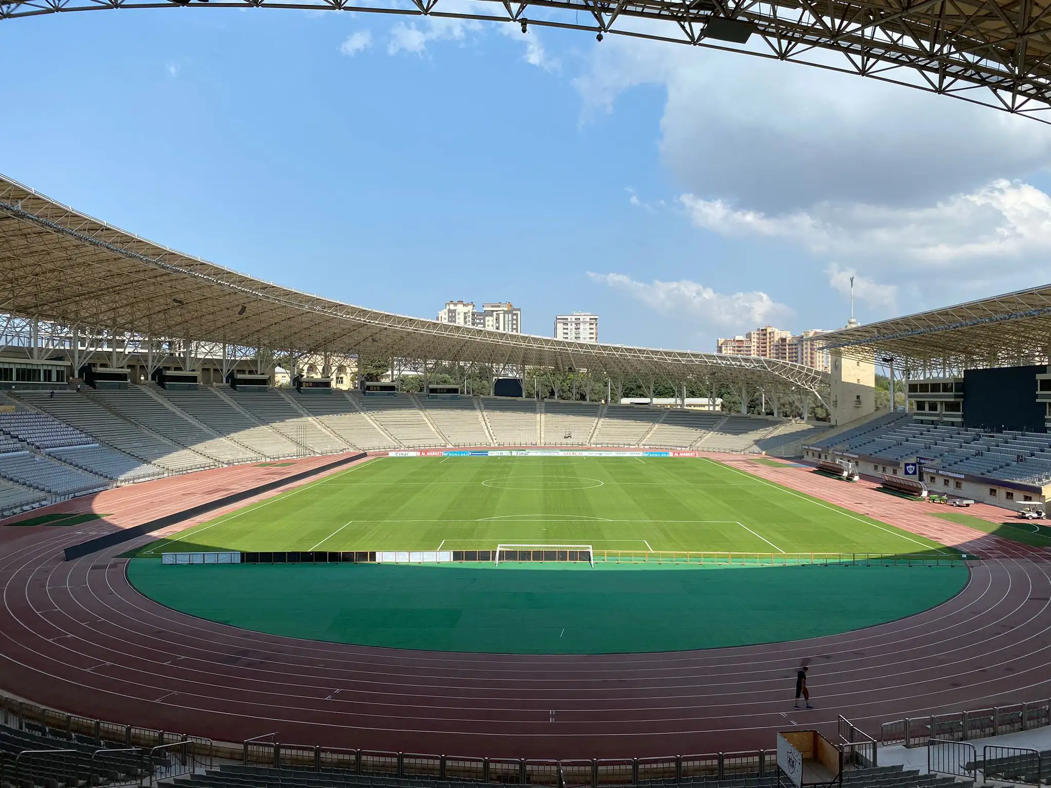 "Neftçi" "Qarabağ"la matç üçün azarkeşlərinə müraciət etdi