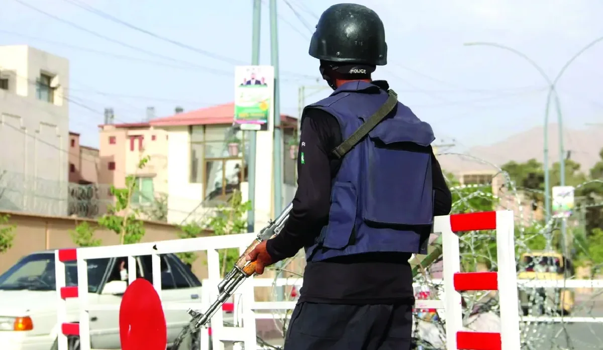 Pakistanda 20 polis qaçırıldı