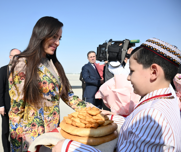 Leyla Əliyeva Türkmənistanda səfərdədir - FOTO