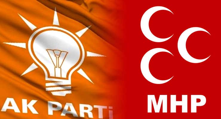 Türkiyə siyasətində yeni zəlzələ - AK Partiya gedir, MHP gəlir