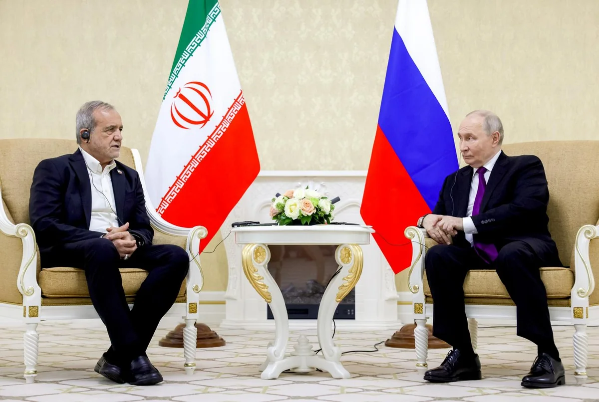 Putin Pezeşkianla İran ətrafındakı vəziyyəti müzakirə etdi 