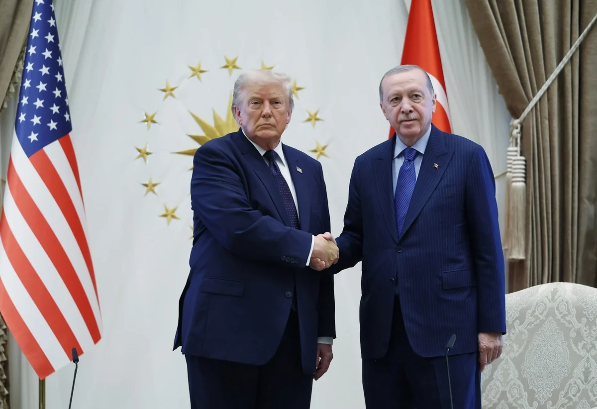 Ərdoğan Trampla qlobal prosesləri müzakirə etdi