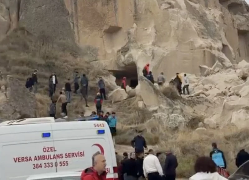 Kapadokyada qaya uçdu: ölən və yaralananlar var - VİDEO