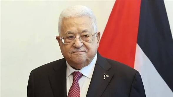 Mahmud Abbas Yunan Kiprinə səfər edib