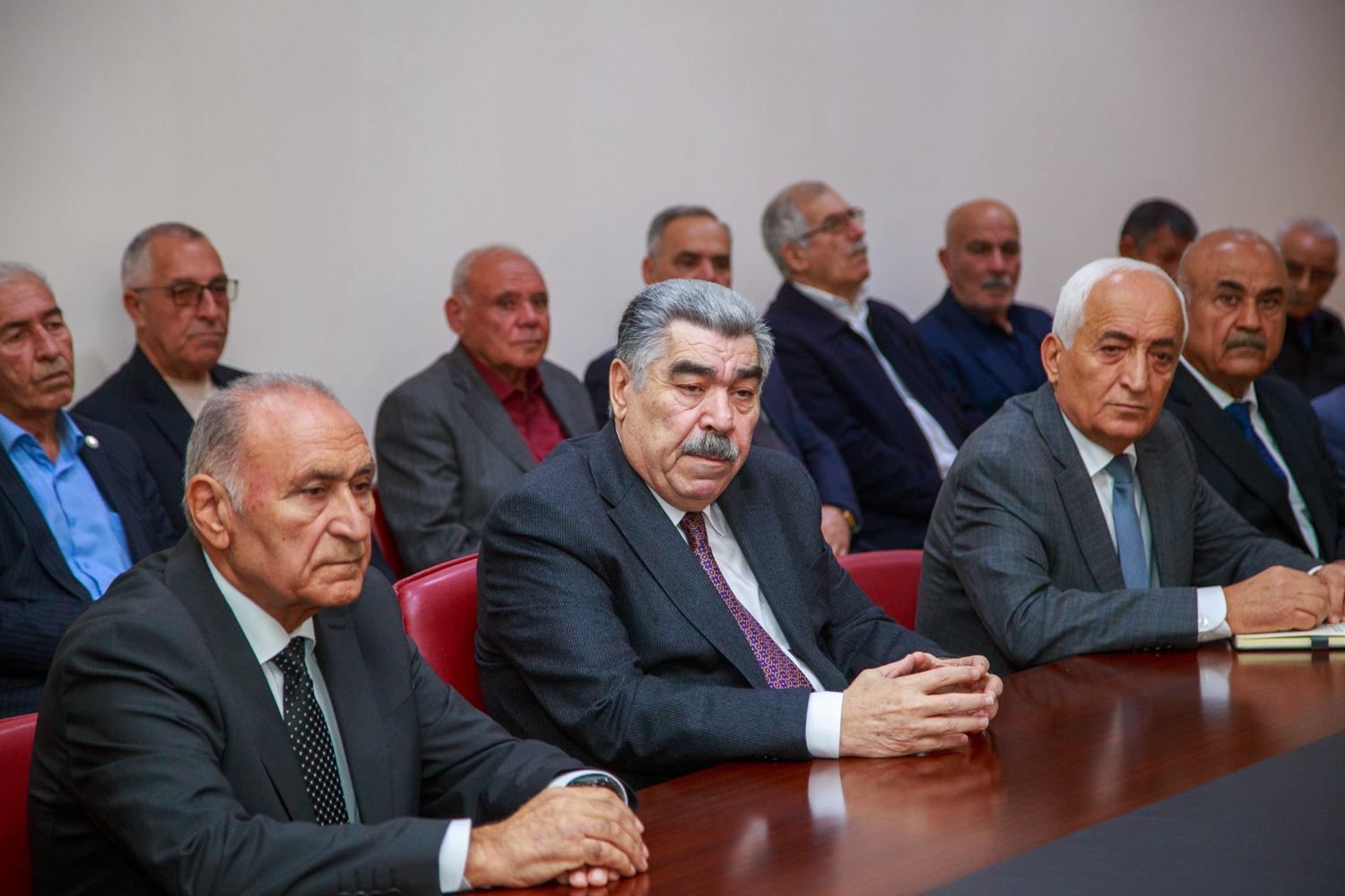 Rüstəm Xəlilov rayon ağsaqqalları ilə görüş keçirib