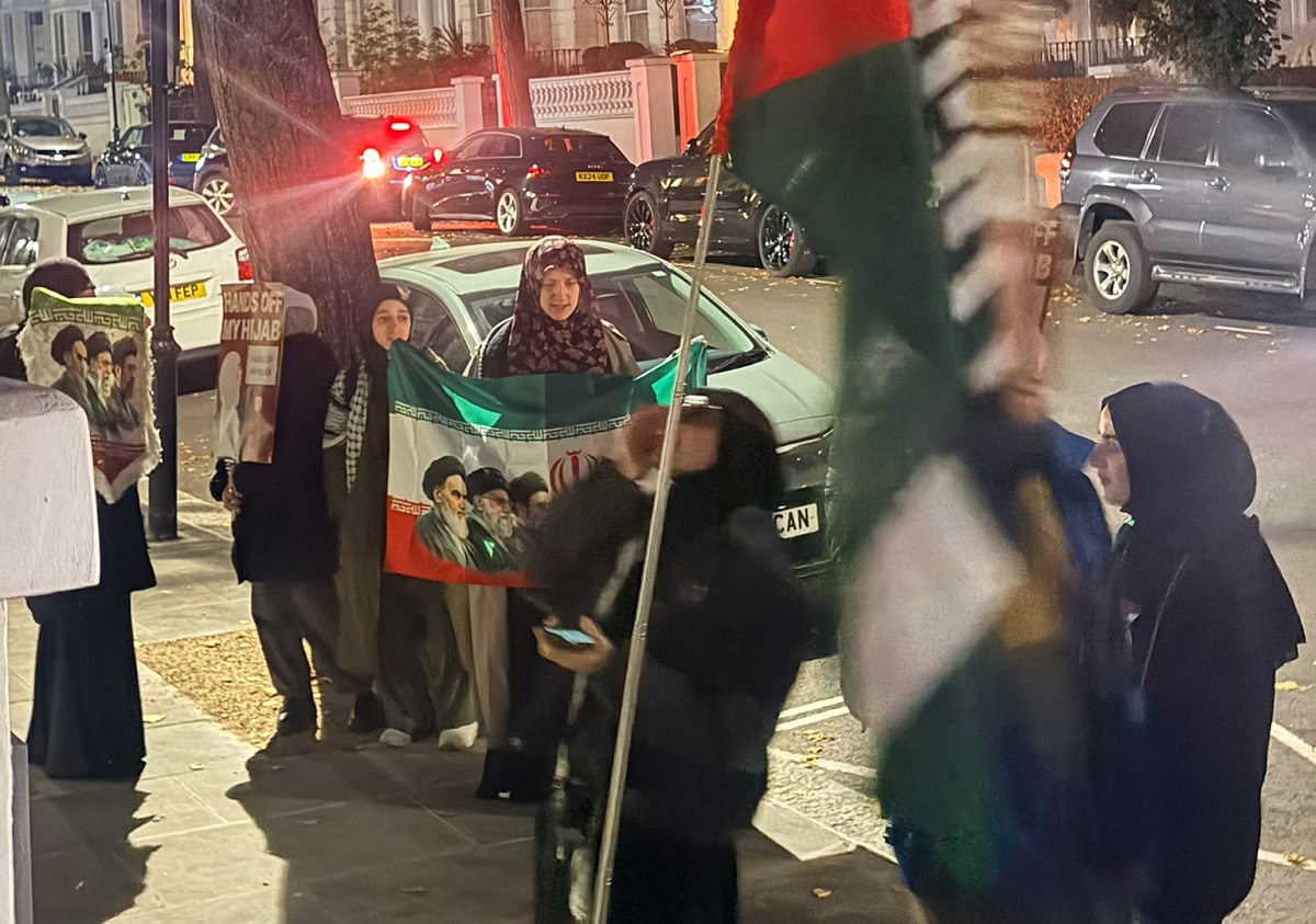 Azərbaycan səfirliyinin qarşısında iranpərəst qüvvələrin təxribata cəhdi